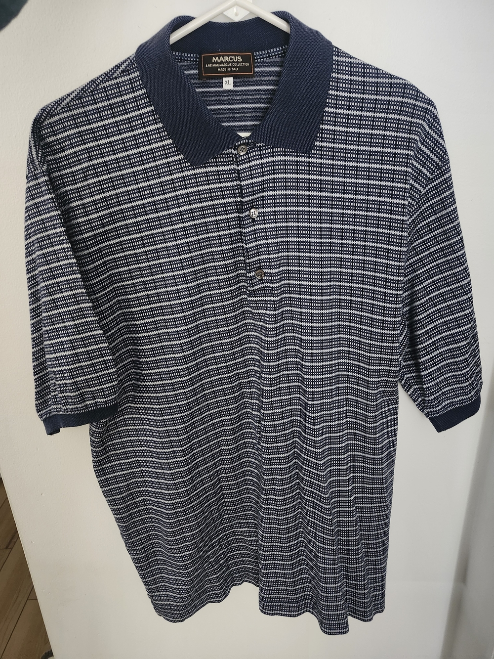Neiman Marcus Navy and White Textured Stripe Polo